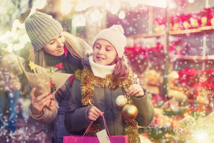Christmas Shopping | Creating extra time for yourself through Outsourcing Christmas Cover